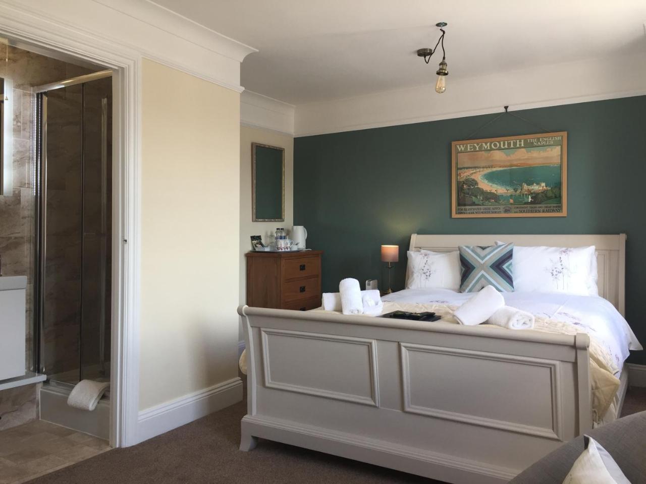 Guest house The Alendale Guesthouse Weymouth